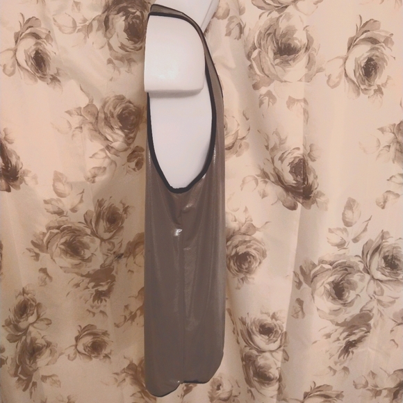 Kali4Kouture Shiny Metallic Tank-Top (Unisex?) - Picture 6 of 7